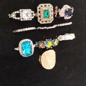 Lot A - 53 - 9 size 10 rings
